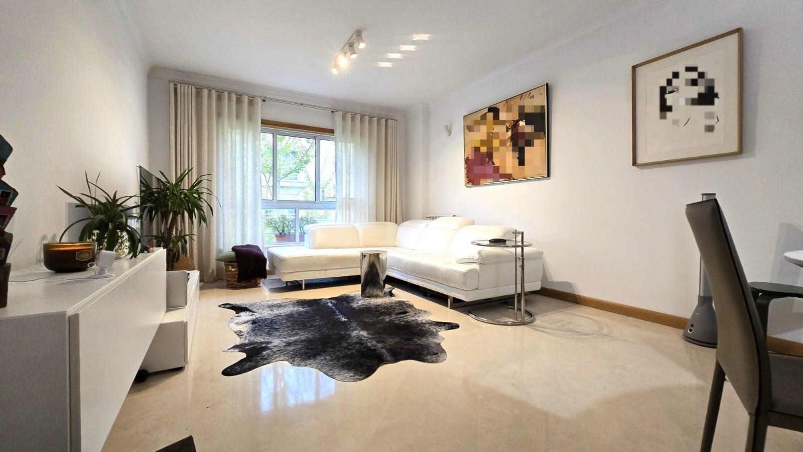 Apartamento T2 - Parque das Nações, zona Sul - Localização privilegiada (Junto à Marina) com parqueamento.