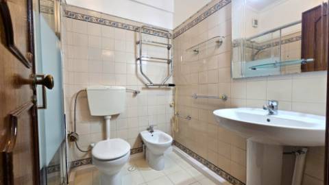 Apartamento T2 - Arrecadação - Lourel