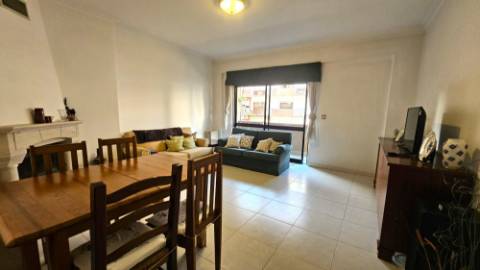 Apartamento T4 - Box - Alverca