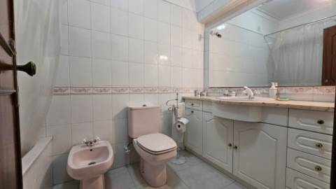 Apartamento T4 - Box - Alverca