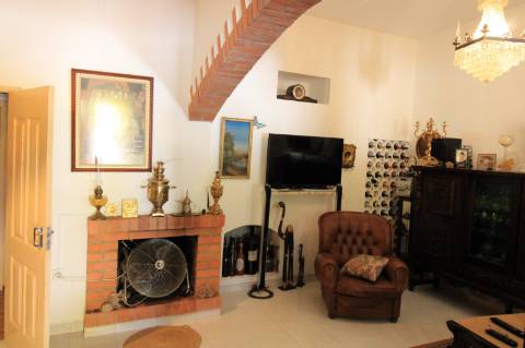 Moradia isolada com dois artigos