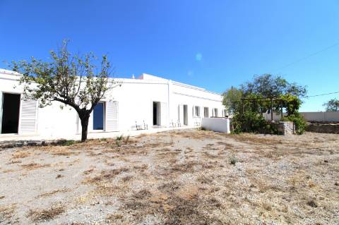 CASA T4 EM ZONA CAMPESTRE