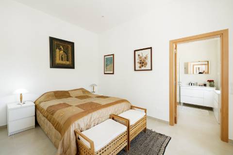 CASA T4 EM ZONA CAMPESTRE