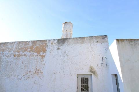 TERRENO MISTO COM 2 RUINAS, PECHÃO