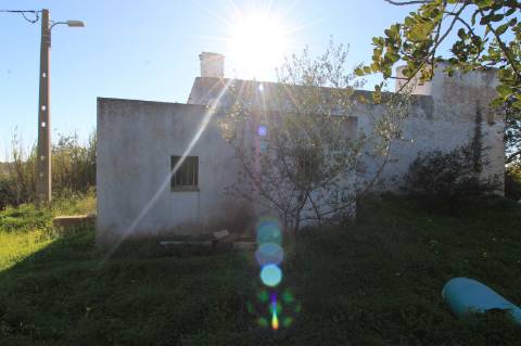 TERRENO MISTO COM 2 RUINAS, PECHÃO