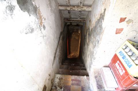 MORADIA TRADICIONAL, PARA RENOVAR, T2,BAIXA OLHÃO