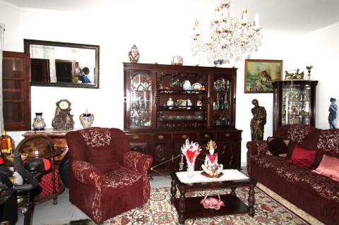 MORADIA, T4, BAIXA OLHÃO