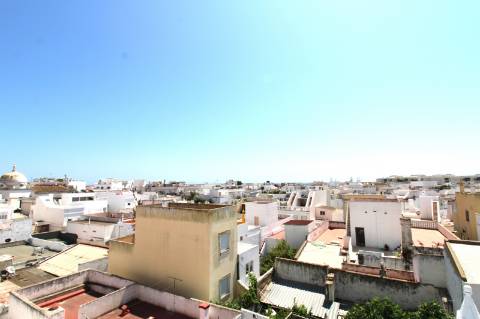 MORADIA, T4, BAIXA OLHÃO