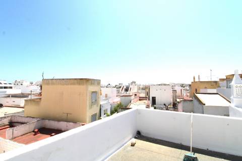 MORADIA, T4, BAIXA OLHÃO