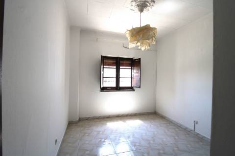 MORADIA, T4, BAIXA OLHÃO