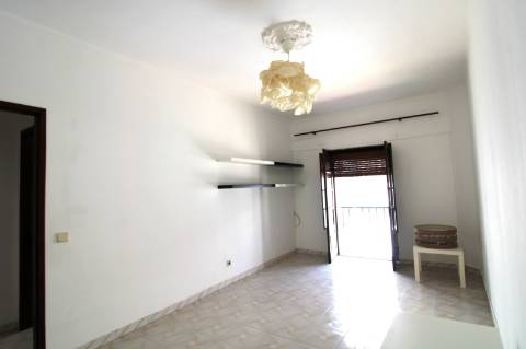 MORADIA, T4, BAIXA OLHÃO