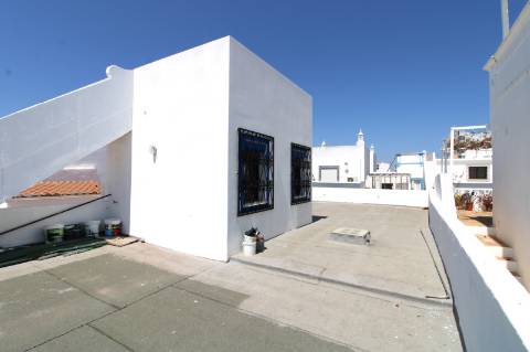 MORADIA, T4, BAIXA OLHÃO