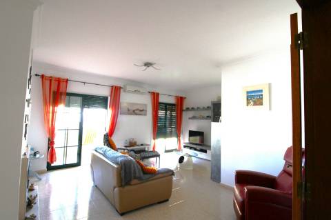 Apartmento T2, Baixa Olhão, Arrendar