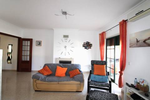 Apartmento T2, Baixa Olhão, Arrendar