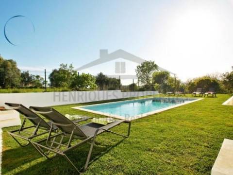 MORADIA ISOLADA, PISCINA, ALVOR