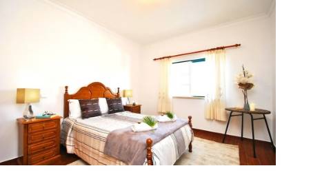 MORADIA ISOLADA, PISCINA, ALVOR