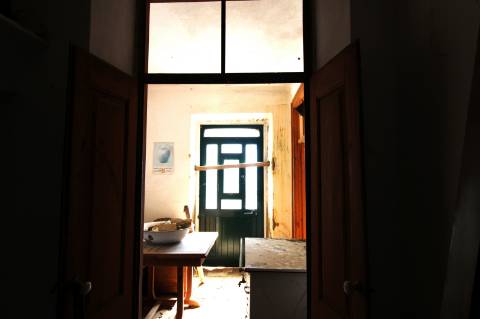 MORADIA PARA RECUPERAR, MONCARAPACHO E FUSETA