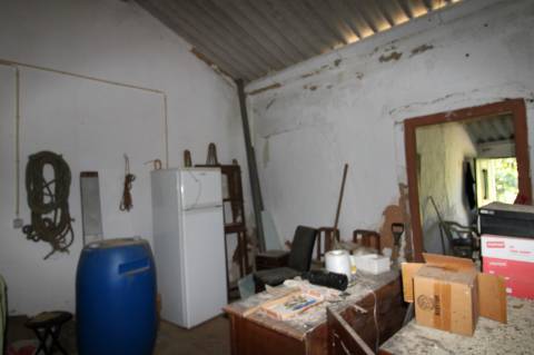 MORADIA PARA RECUPERAR, MONCARAPACHO E FUSETA