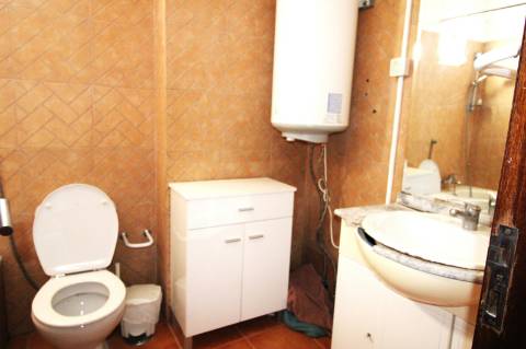 APARTAMENTO T2, BOAS ÁREAS, GARAGEM, FARO.