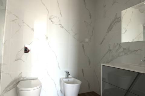 APARTAMENTO NOVO, T2, PISCINA, GARAGEM, OLHÃO