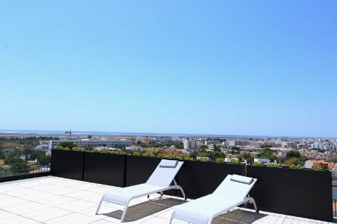 APARTAMENTO NOVO, T2, PISCINA, GARAGEM, OLHÃO