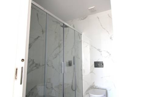 APARTAMENTO NOVO, T2, PISCINA, GARAGEM, OLHÃO