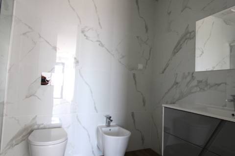 APARTAMENTO NOVO, T2, PISCINA, GARAGEM, OLHÃO