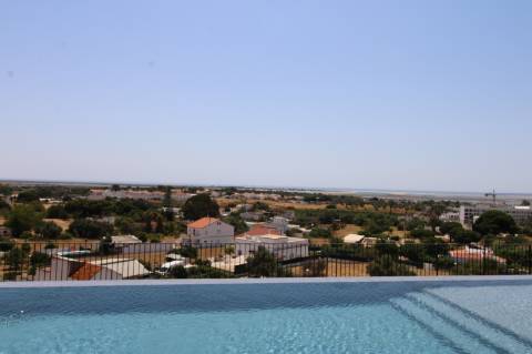 APARTAMENTO NOVO, T2, PISCINA, GARAGEM, OLHÃO