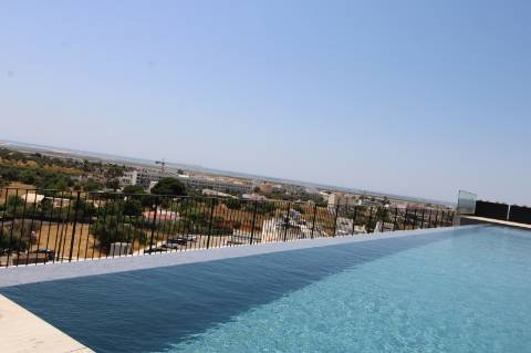 APARTAMENTO NOVO, T2, PISCINA, GARAGEM, OLHÃO