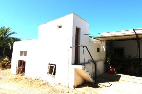 MORADIA TRADICIONAL, T3, ISOLADA, ESTOI, FARO.