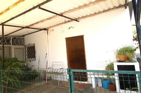 MORADIA TRADICIONAL, T3, ISOLADA, ESTOI, FARO.