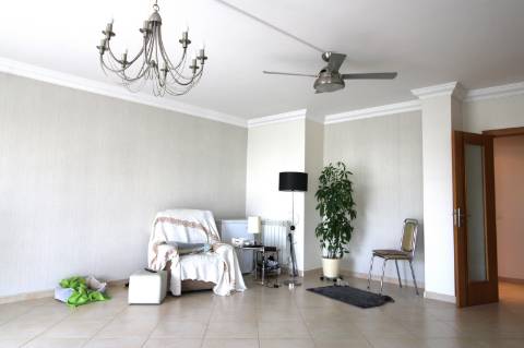 EXCELENTE APARTAMENTO-T3 -BOAS ÁREAS-CENTRO OLHÃO