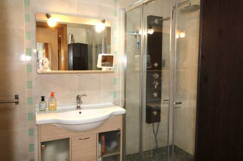 EXCELENTE APARTAMENTO-T3 -BOAS ÁREAS-CENTRO OLHÃO