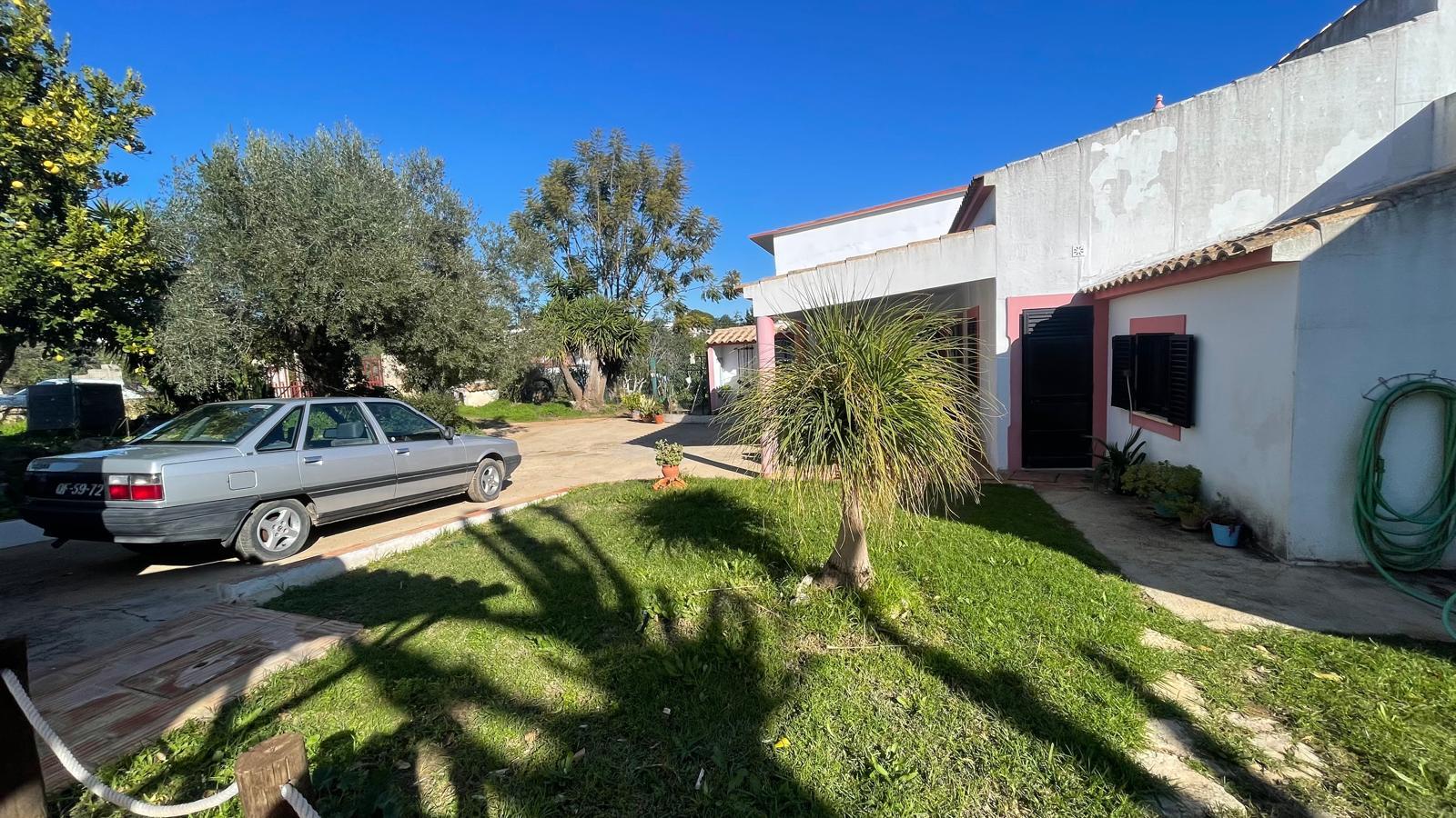 ARRENDAMENTO ANUAL, STUDIO