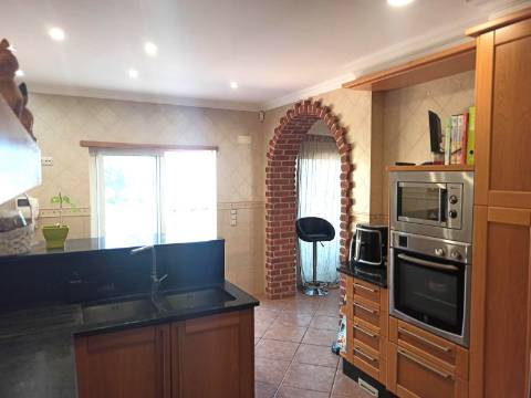 MORADIA T5, ISOLADA, MONCARAPACHO E FUSETA