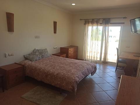 MORADIA T5, ISOLADA, MONCARAPACHO E FUSETA