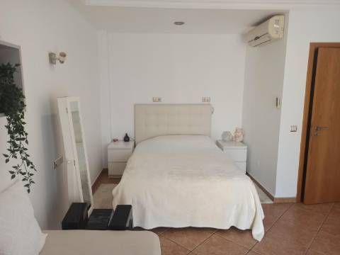 MORADIA T5, ISOLADA, MONCARAPACHO E FUSETA