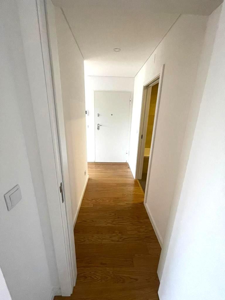 Apartamento Arrendar, anual, T1, Lux Garden Faro