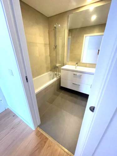 Apartamento Arrendar, anual, T1, Lux Garden Faro