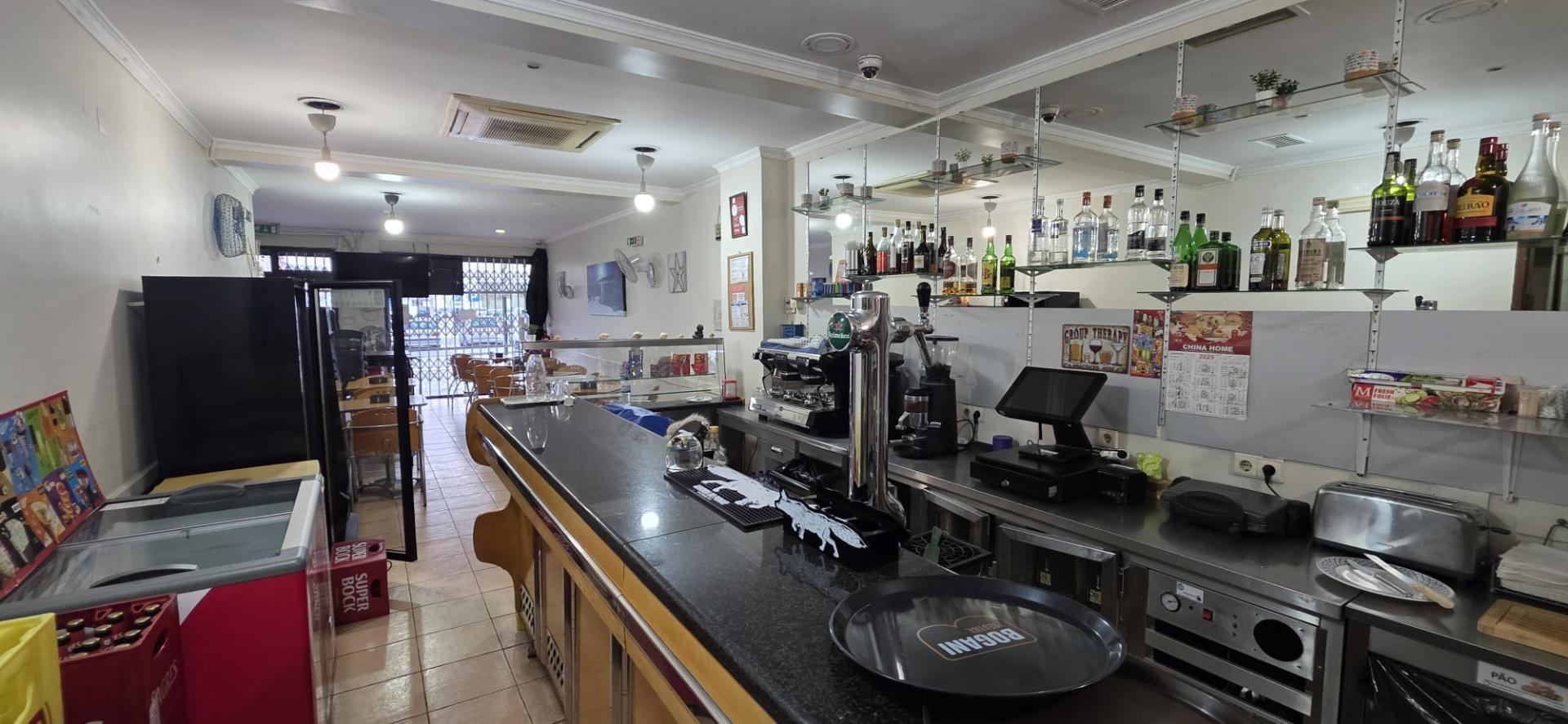 Trespasse Com Arrendamento- Snack Bar - Localização