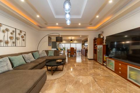 Apartamento T2 renovado em Olhão