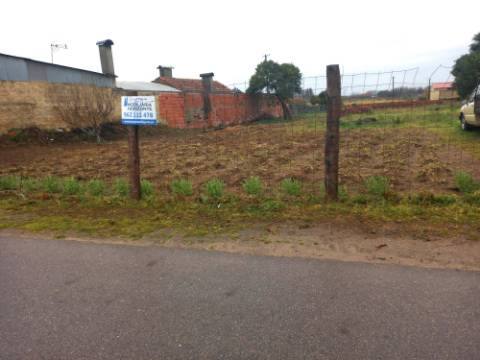 Terreno Urbano para Construção em Malhapão - Oiã
