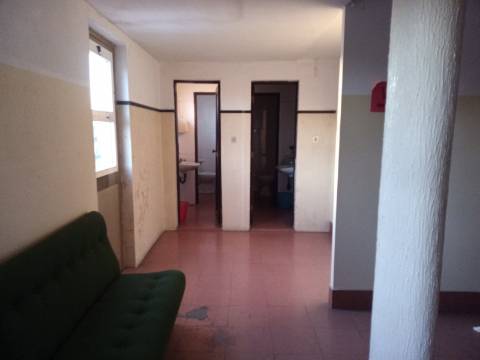 Espaço comercial para venda em Bustos