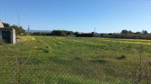 Terreno com 9.000 m²