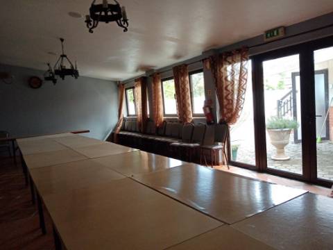 Moradia T4 com Restaurante