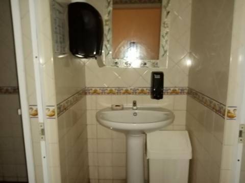 Moradia T4 com Restaurante