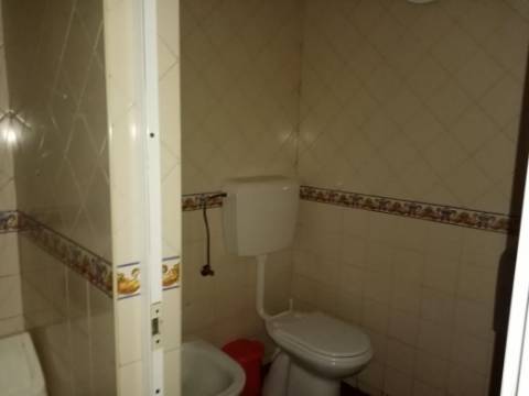 Moradia T4 com Restaurante