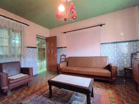 Viva com Espaço e Tradição! Moradia T5 com Adega e Quintal na Malhada de Cima - Cantanhede