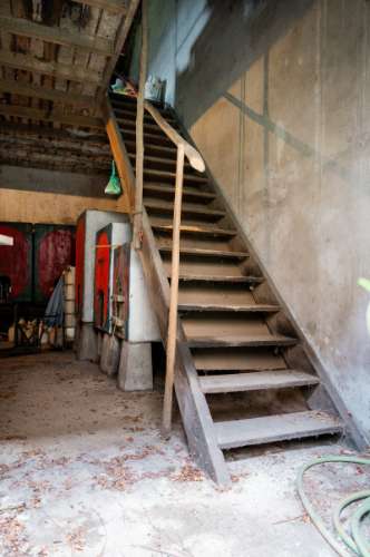 Viva com Espaço e Tradição! Moradia T5 com Adega e Quintal na Malhada de Cima - Cantanhede