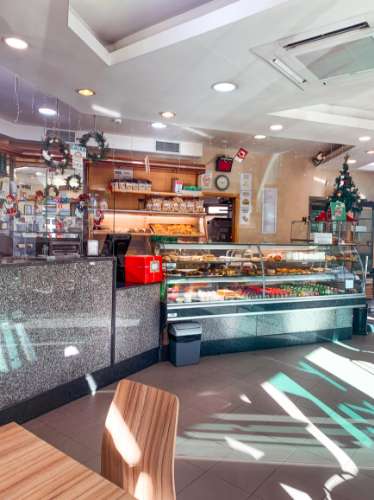 Loja com Padaria/Pastelaria em Rio Tinto